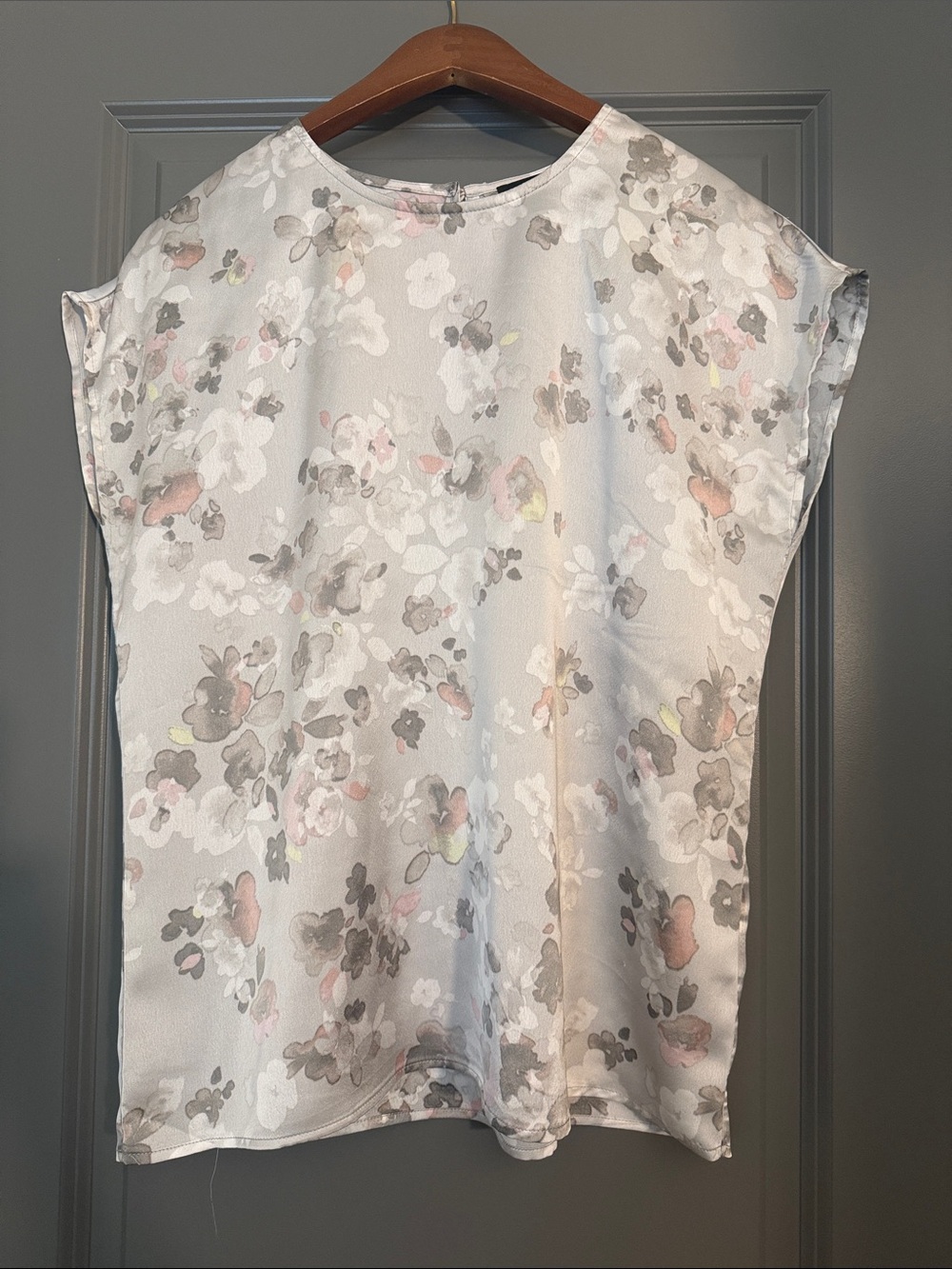 Halogen Silver Gray Floral Blouse